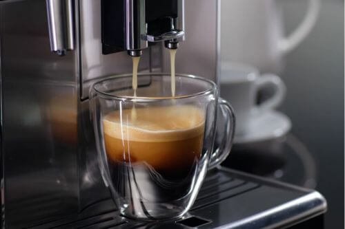 Ako odvápniť kávovar?