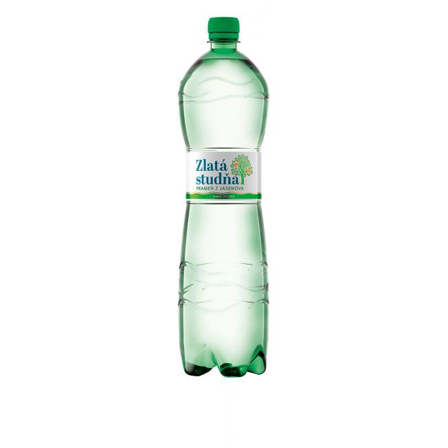Pramenitá voda Zlatá studňa jemne sýtená 1,5l