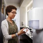 290067_551000-e-com-2-lifestyle-universal