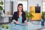 Novus_020_1762_Novus_E15_Hefter_blau_grau_Anwendung__20250407114004_413383-3-768x512